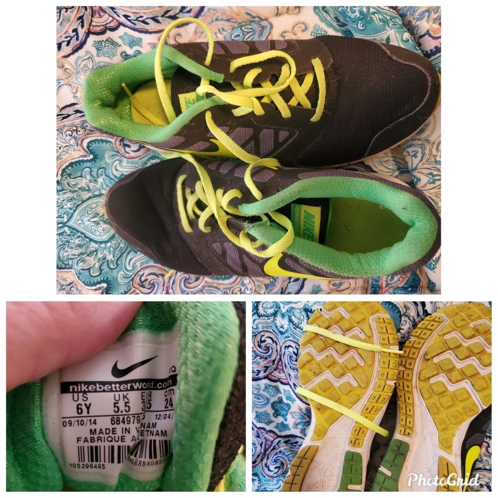 Nike boy shoe. Size 6 youth